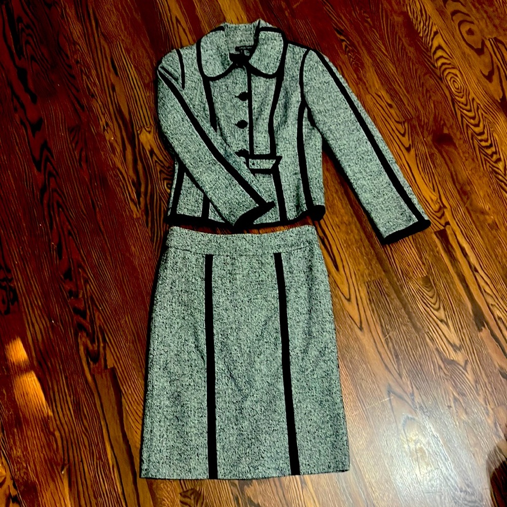 Etcetera Suit Size 6